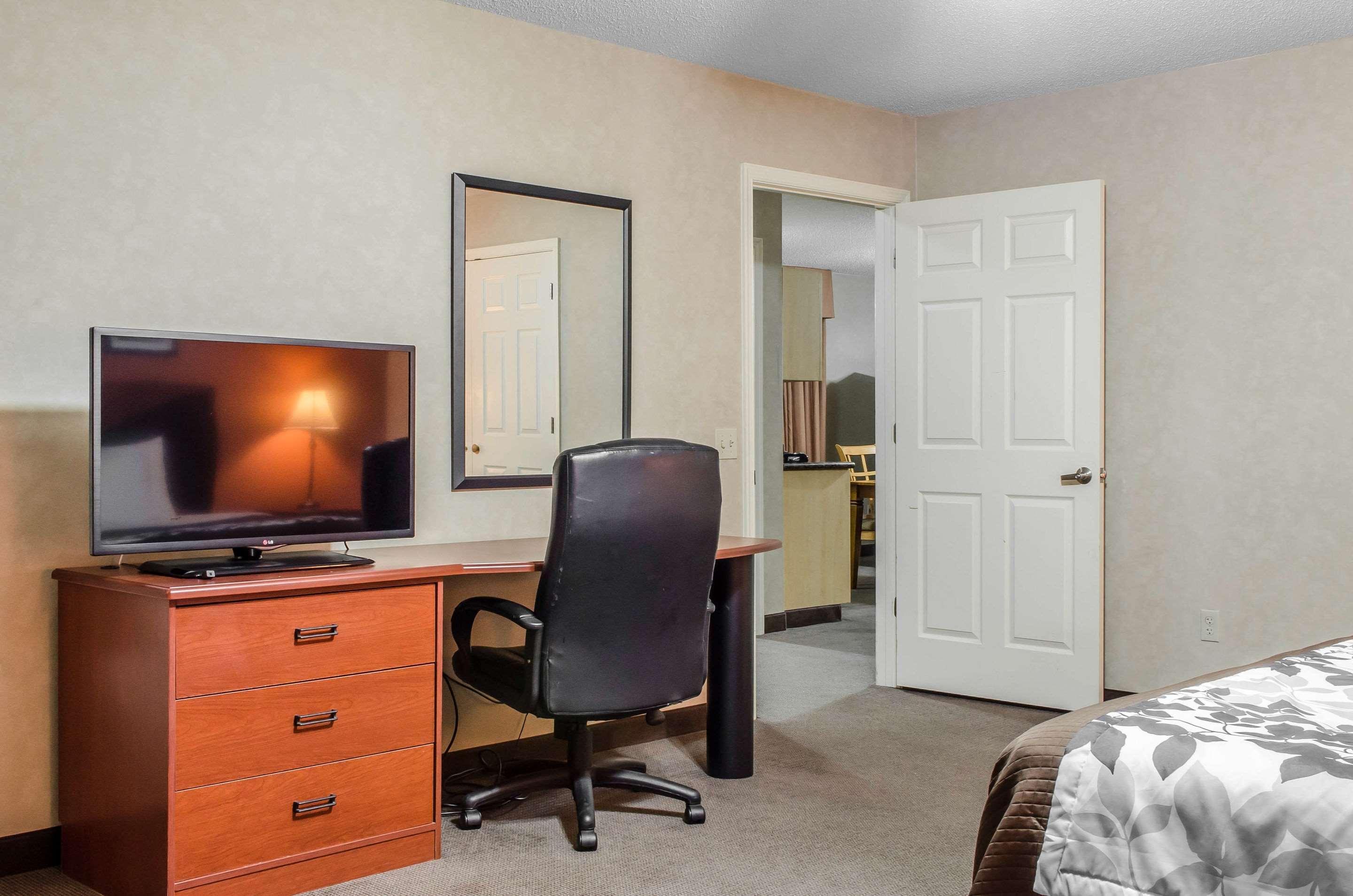 Sleep Inn & Suites Ronks Exterior photo